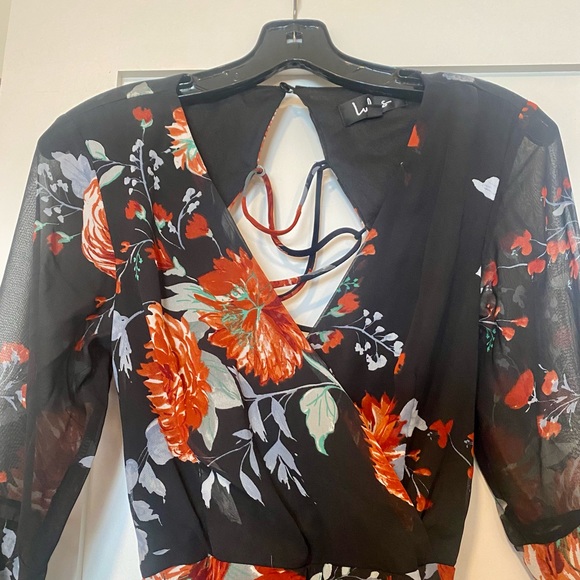 Lulu’s size small Multi-floral print Balloon Sleeve Maxi Dress black and Red - Picture 3 of 10